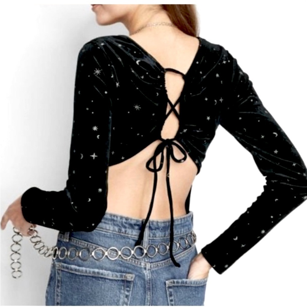 NWOT Wild Fable Black Velvet Silver Stars & Moon
Galaxy Long Sleeve Bodysuit Med